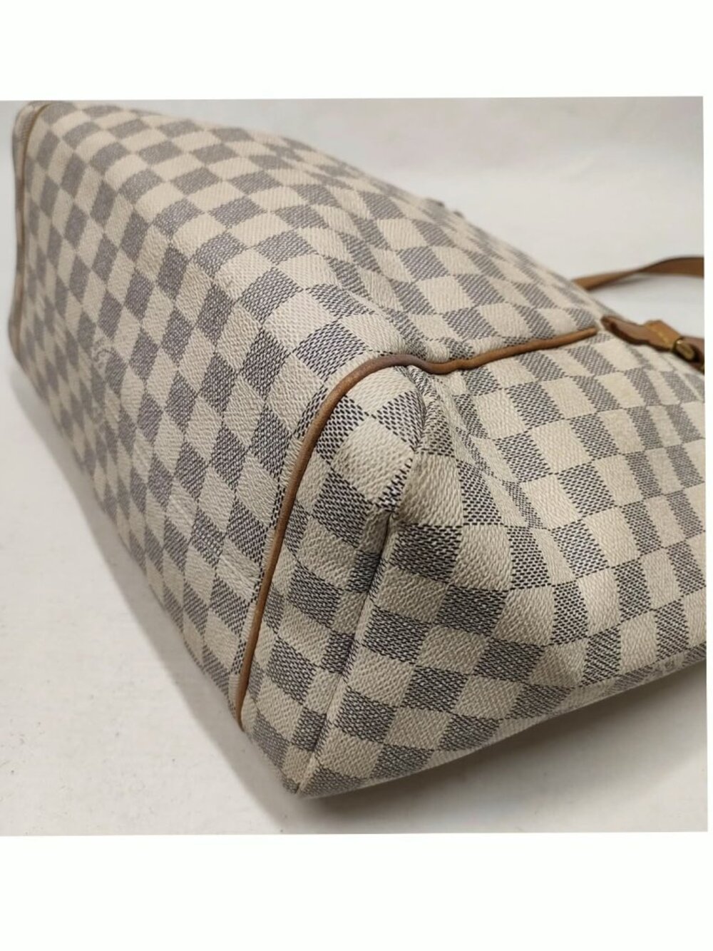 Authentic Louis Vuitton Totally MM Damier Azur Tote Bag - Picture 7 of 10